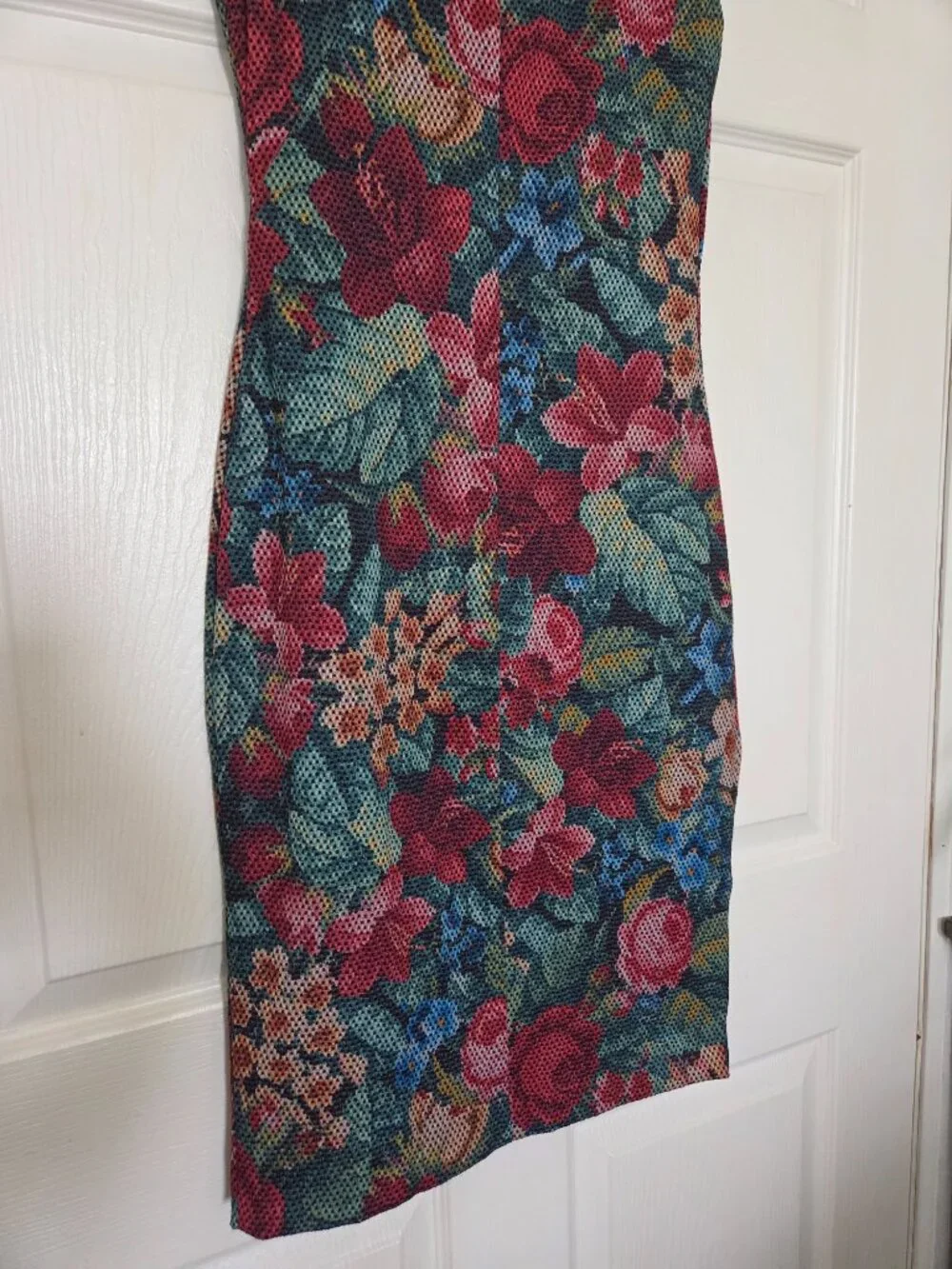 Phase 8 Sleeveless Floral Midi Floral Dress - Picture 8 of 16